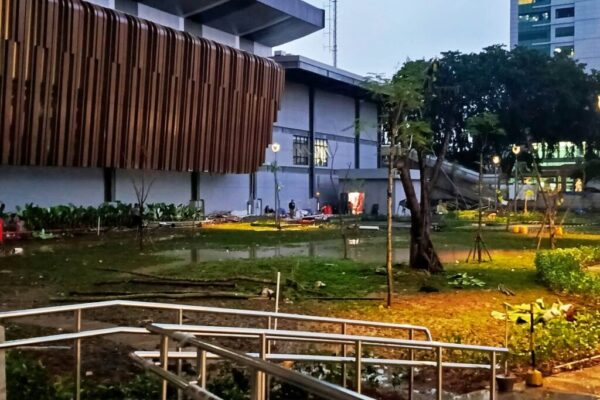 stasiun tanah abang (4) stasiun tanah abang (4)